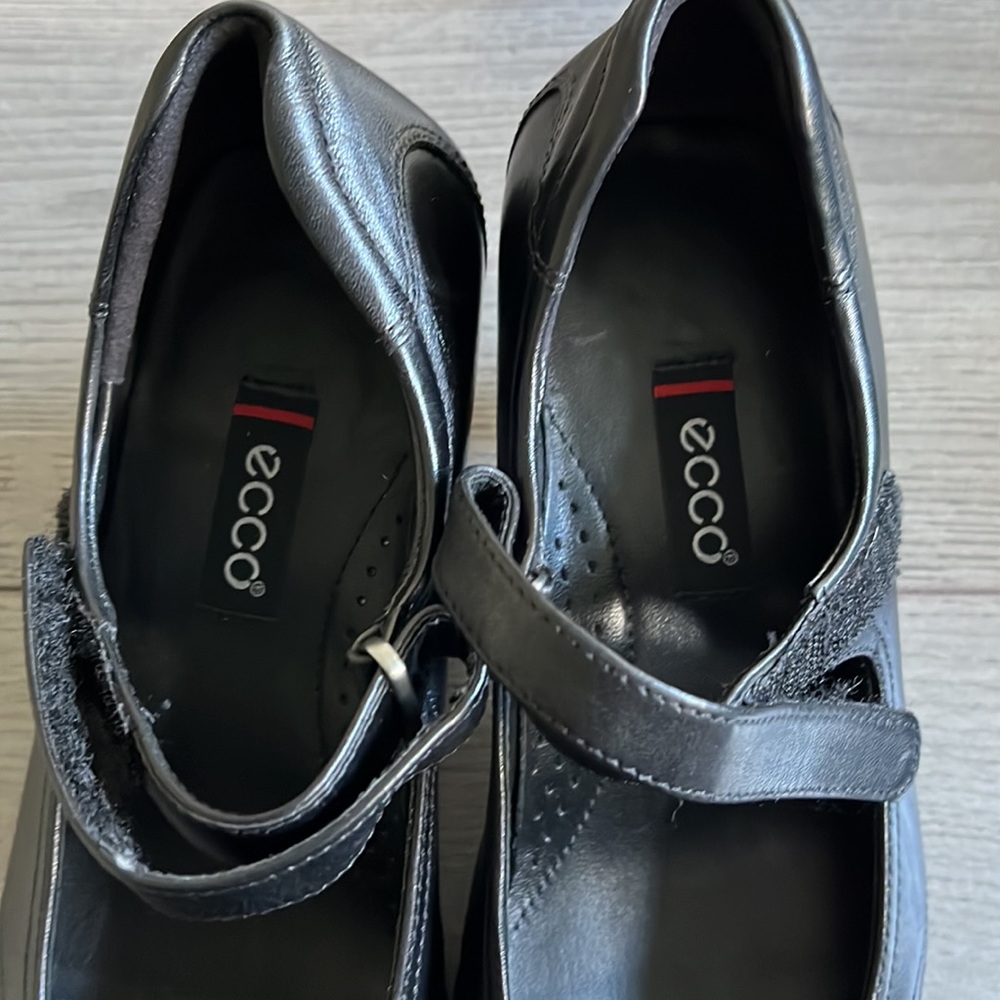 Ecco - Ladies shoes - Picture 8 of 9